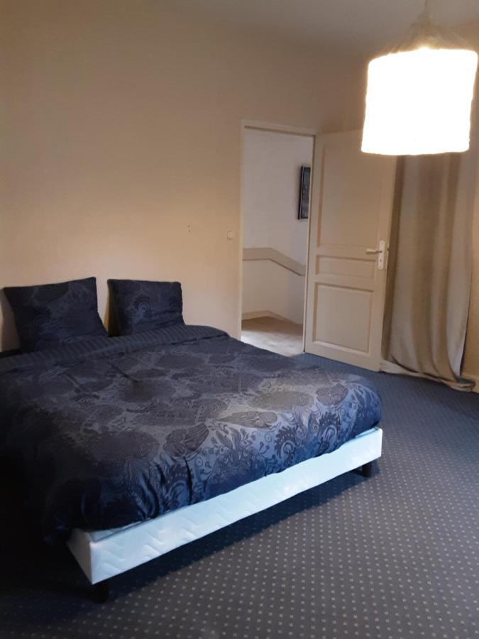 Chateau De La Touche Proche Poitiers Hotel Savigny-Levescault ภายนอก รูปภาพ